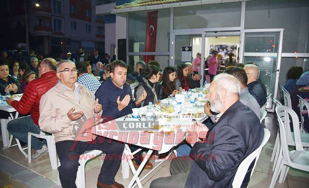 İlk 2 İftar Aşevinde