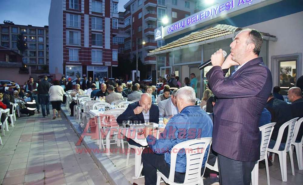 İlk 2 İftar Aşevinde - 1
