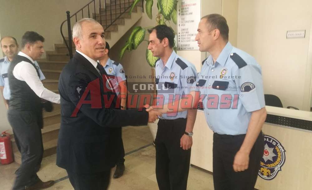 Kaymakam Kılıç'tan Cumhuriyet Polis Merkezi'ne Bayram Ziyareti - 2