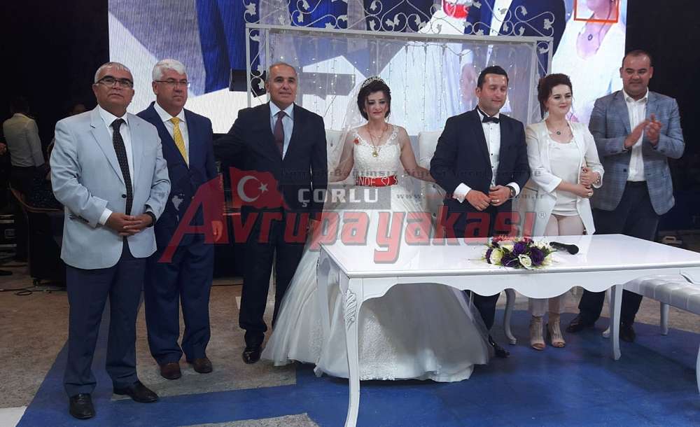 Yüksel Ailesinin Mutlu Günü - 4