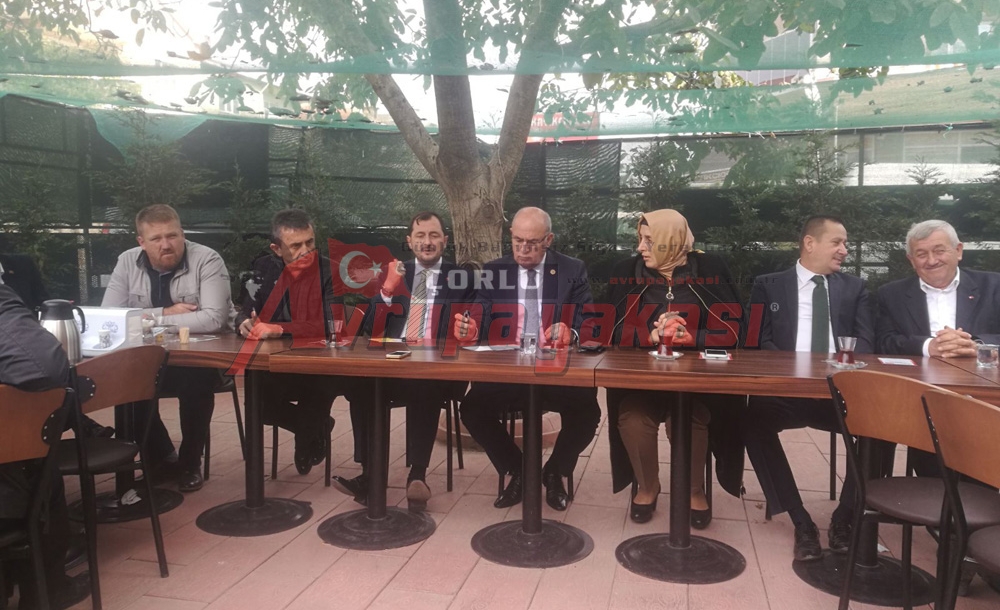 Ak Parti Ergene'de Muhtarlar Ve Basın Mensupları Ile Bir Araya Geldi - 3