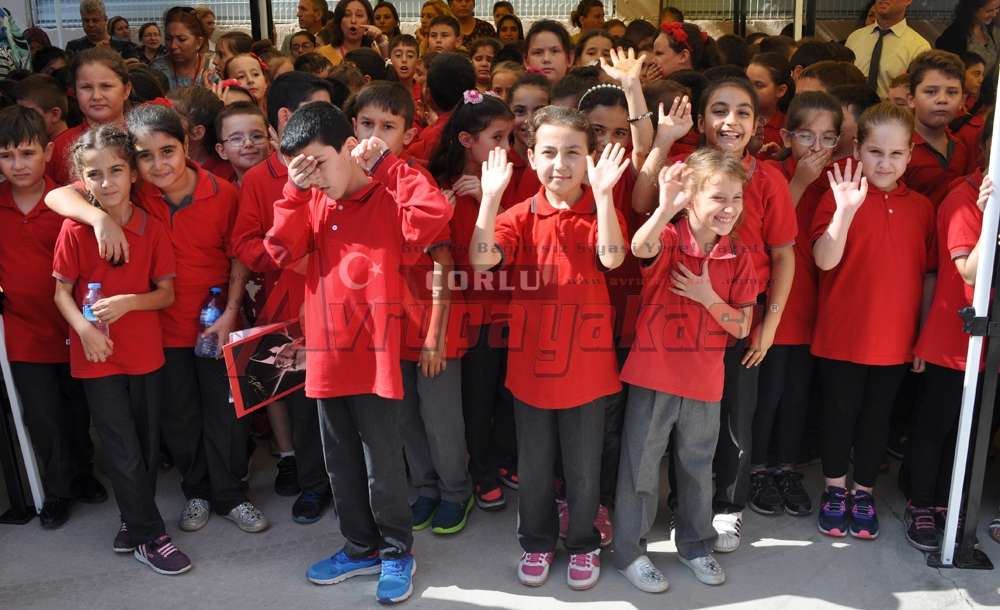 Tatil Bitti, Dersler Bugün Başladı