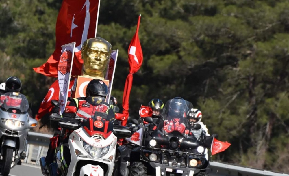 Şehitler İçin Çanakkale'ye Sürdüler