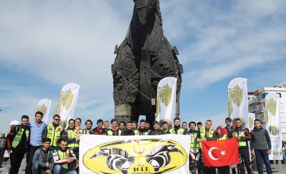 Şehitler İçin Çanakkale'ye Sürdüler - 2