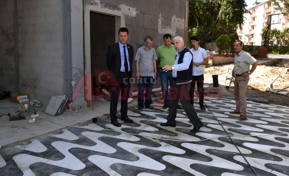 Başkan Sarıkurt Dur Durak Bilmiyor