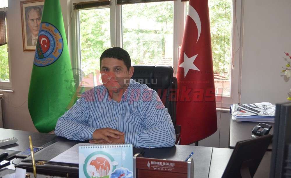 Yağan Yağışlar Çiftçinin Belini Büktü