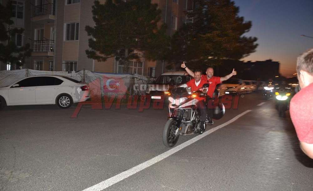 Trakmot Açıldı