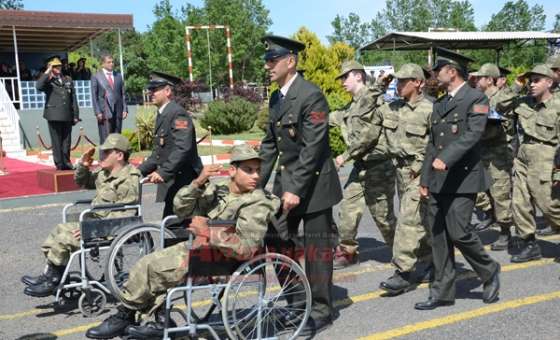 Çakı Gibi Asker Oldular - 12