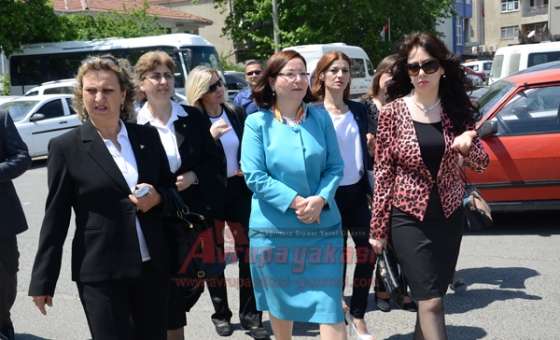Mhp Genel Başkan Yardımcısı Demirel`den Çorlu Sakatlar Derneği`ne Ziyaret