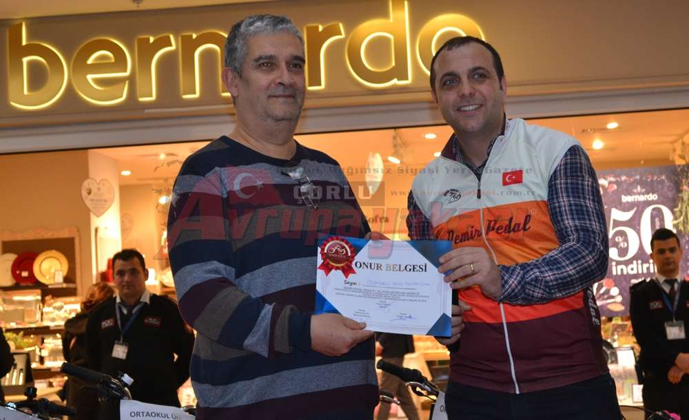 “Demir Pedal'dan Anlamlı Ödül Töreni” - 7