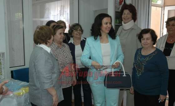 Yardım Sevenlerden Burs Kermesi - 4