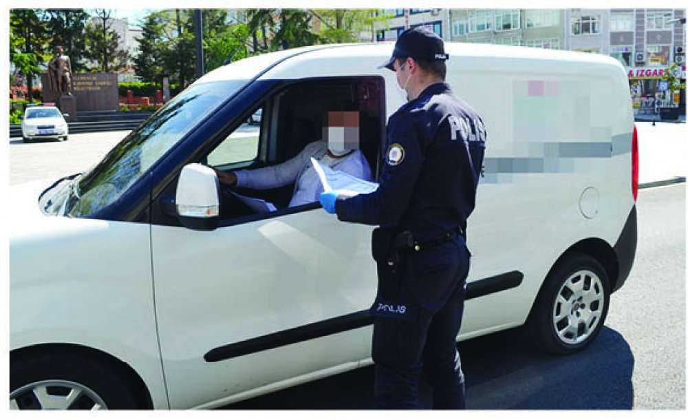 Emniyet Güçleri Sokağa Çıkma Yasağında Denetimlerini Sürdürdü - 1