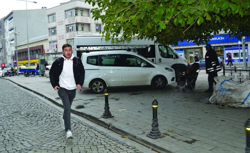 Bari Otopark Tabelası Asın! - 1