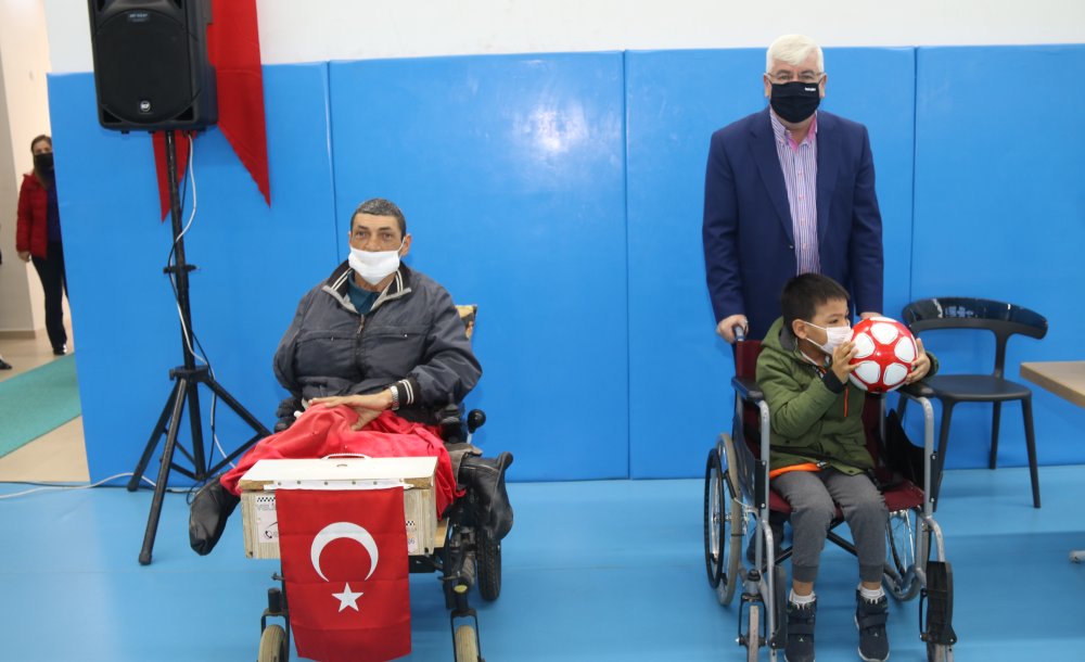 “Sevgiyle Tüm Engelleri Aşıyoruz” - 1