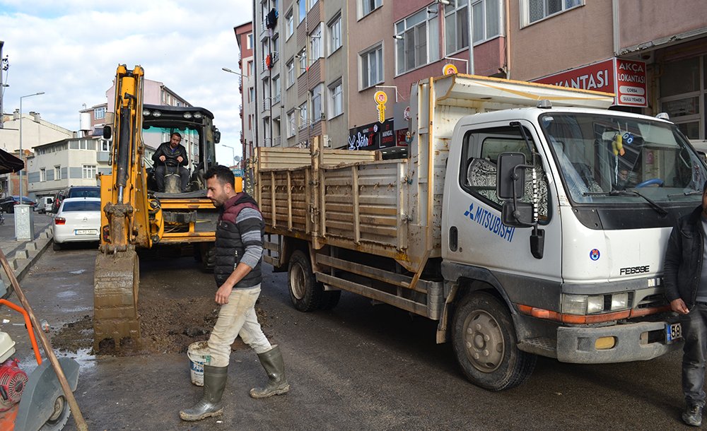 Yeni Yapılan Yol, Kazıldı - 3