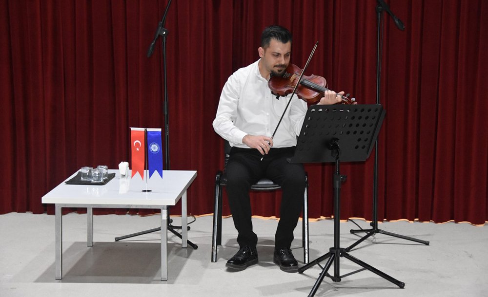 Nkü'de Keman Resitali - 2