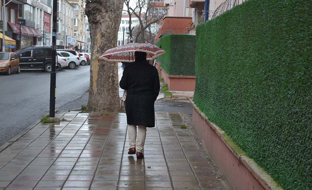 Yağışlı Havalar Etkisini Sürdürecek - 1