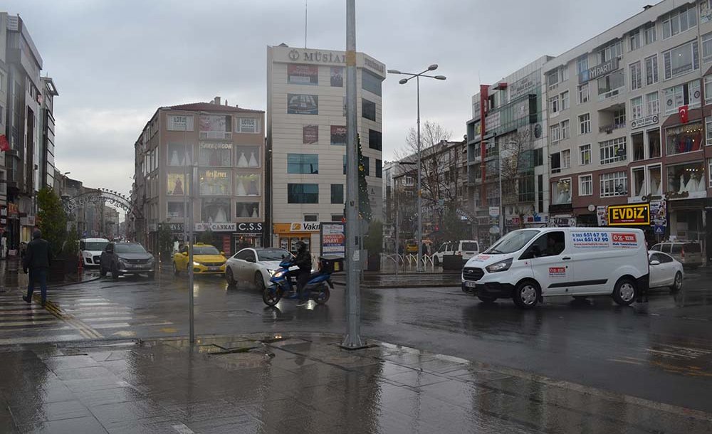 Yağışlı Havalar Etkisini Sürdürecek - 2