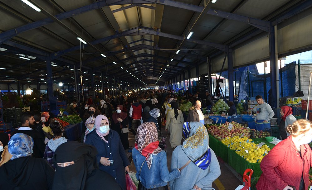 Hırsızlar Pazarda Cirit Atıyor - 1