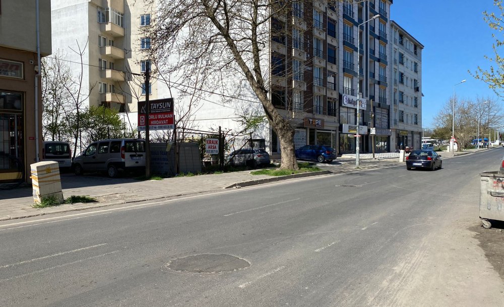 Başıboş Köpekler Hem Korkutuyor, Hem De Kazalara Sebebiyet Veriyor! - 3