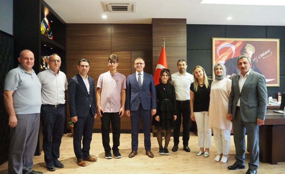 Lgs Türkiye Birincileri Kaymakam Sarılıyı Ziyaret Etti - 1