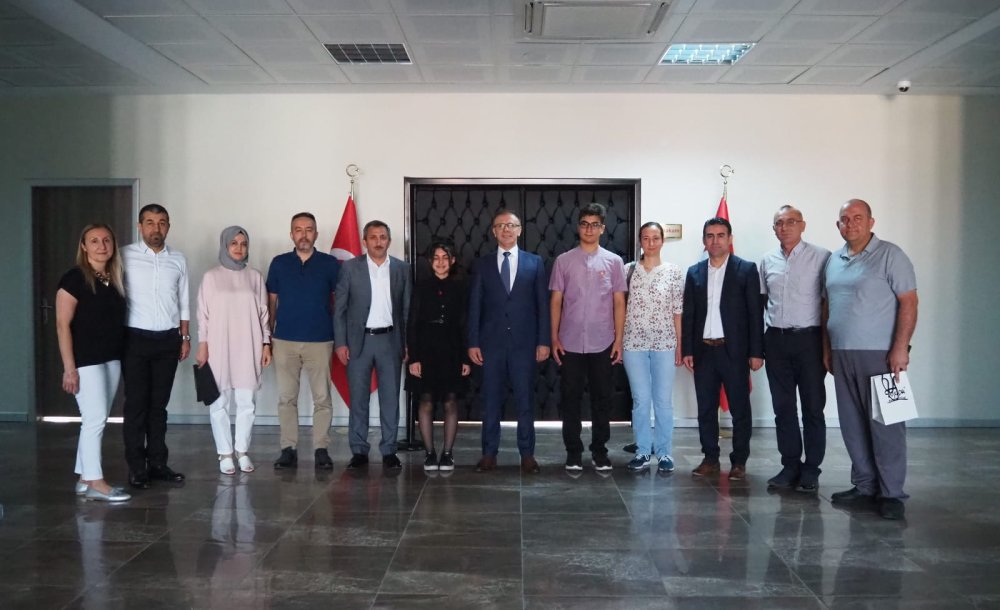 Lgs Türkiye Birincileri Kaymakam Sarılıyı Ziyaret Etti - 3
