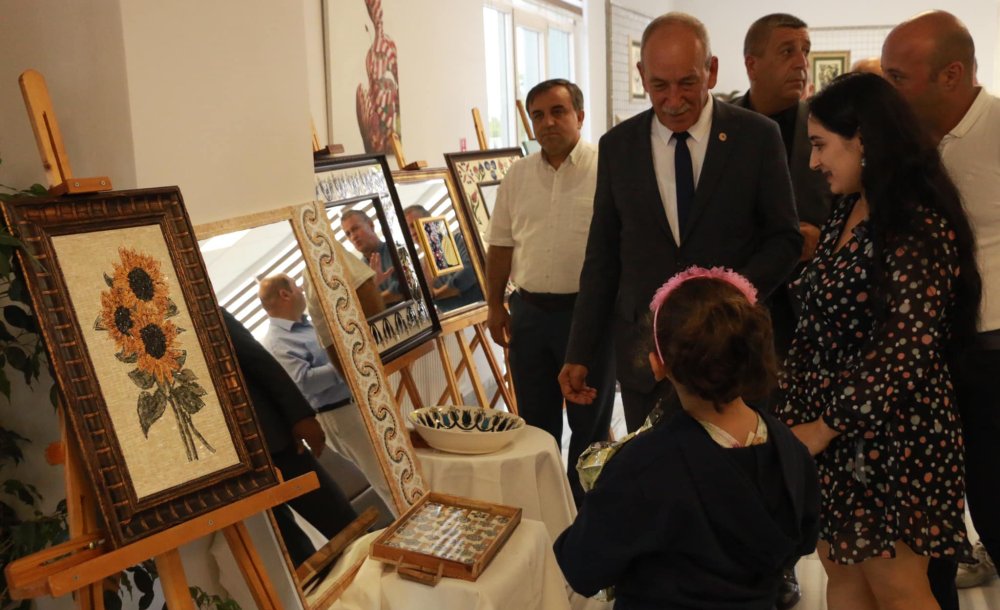 Marmaraereğlisi Belediyesi Kursiyerlerinin El Emeği Ürünlerini Sergiledi - 3