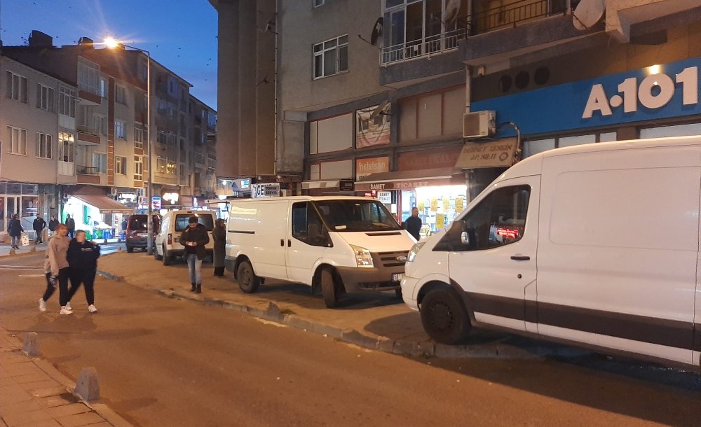 Vatandaş Yolda, Arabalar Kaldırımda! - 2