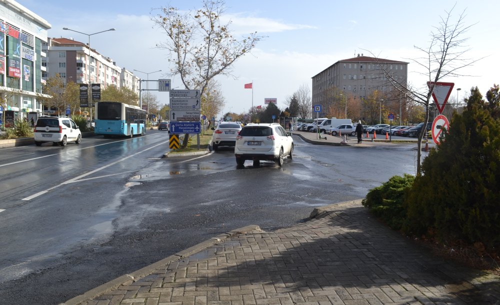 Gazetemizin Uyardığı Noktada Kaza Meydana Geldi - 4