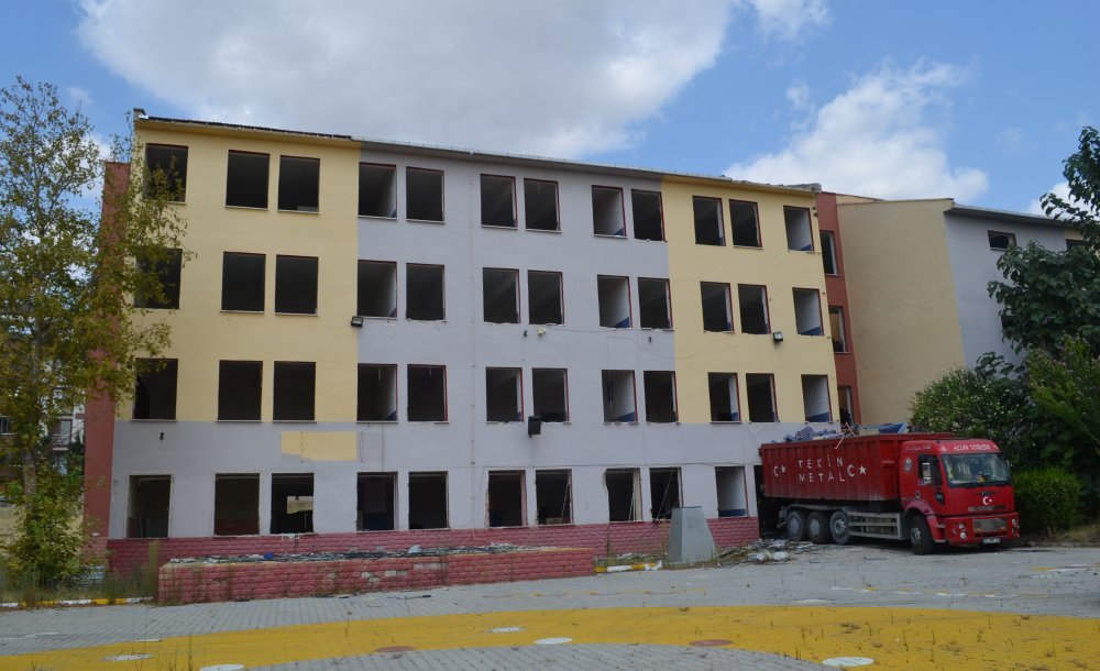 Okulların Güçlendirilmesi Hemen Başlayacak - 4