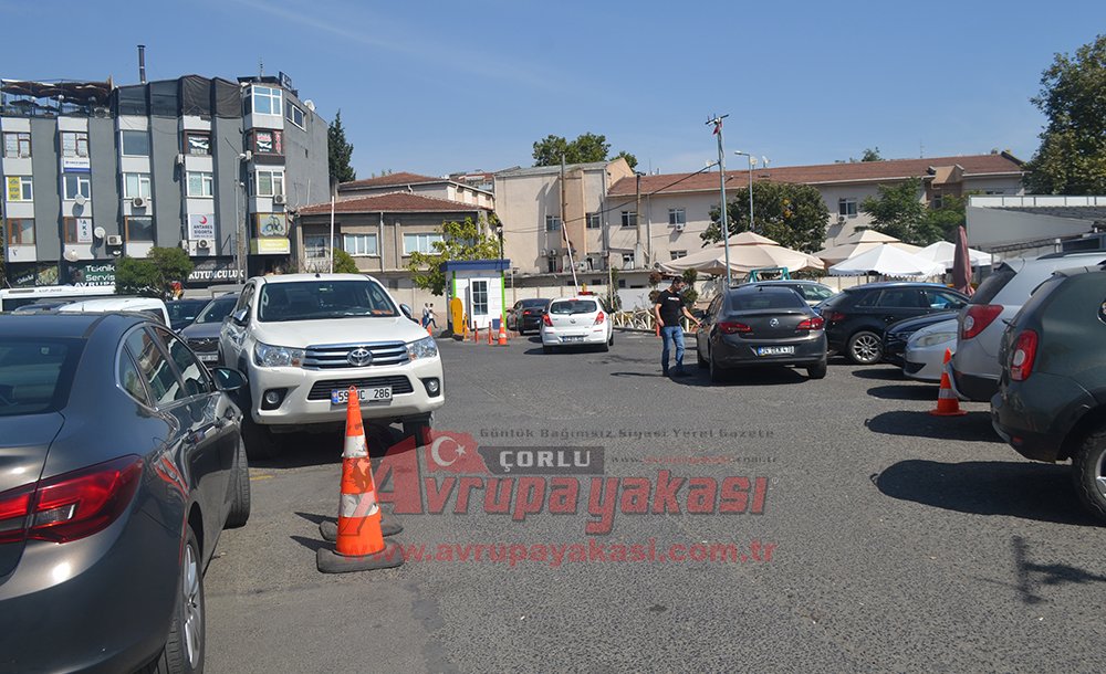 Açık Otopark Dolup Taşıyor - 2