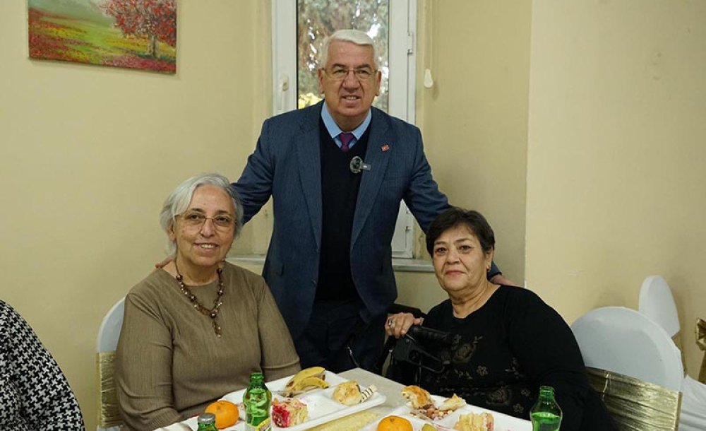 Başkan Yüksel Geleneği Bozmadı Yaşlıları Yalnız Bırakmadı - 1