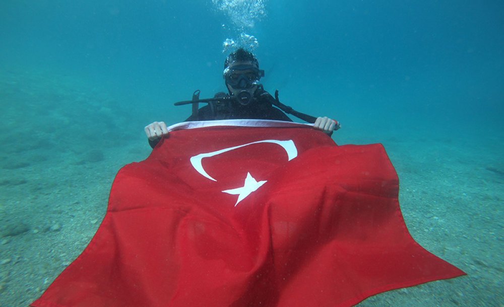 Su Altında İnanılmaz Görüntüler