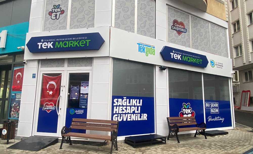 Tek Market Resmi Tatilde Hizmet Vermedi