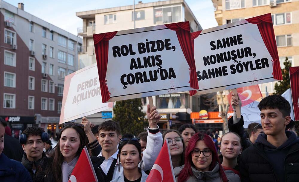 Tiyatro Festivali Coşkuyla Başladı - 1