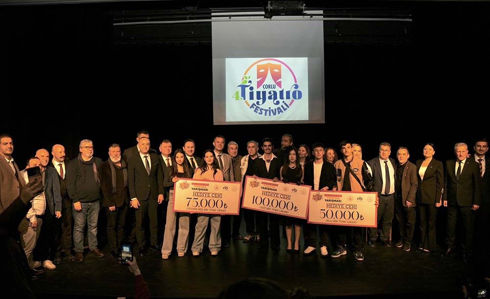 Tiyatro Festivali Coşkuyla Başladı - 7