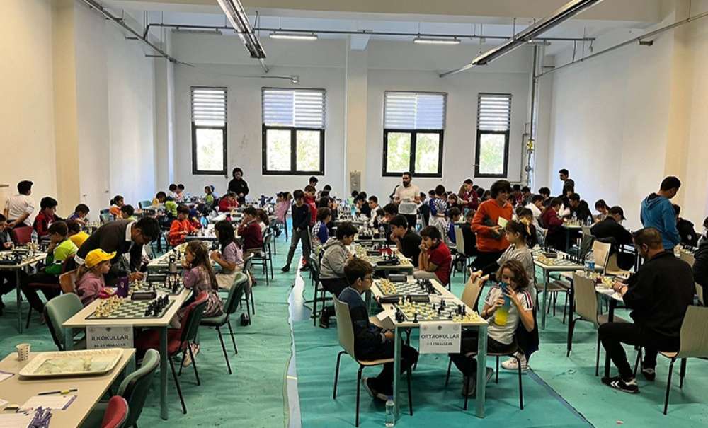 29 Ekim Cumhuriyet Bayramı Satranç Turnuvası Başladı