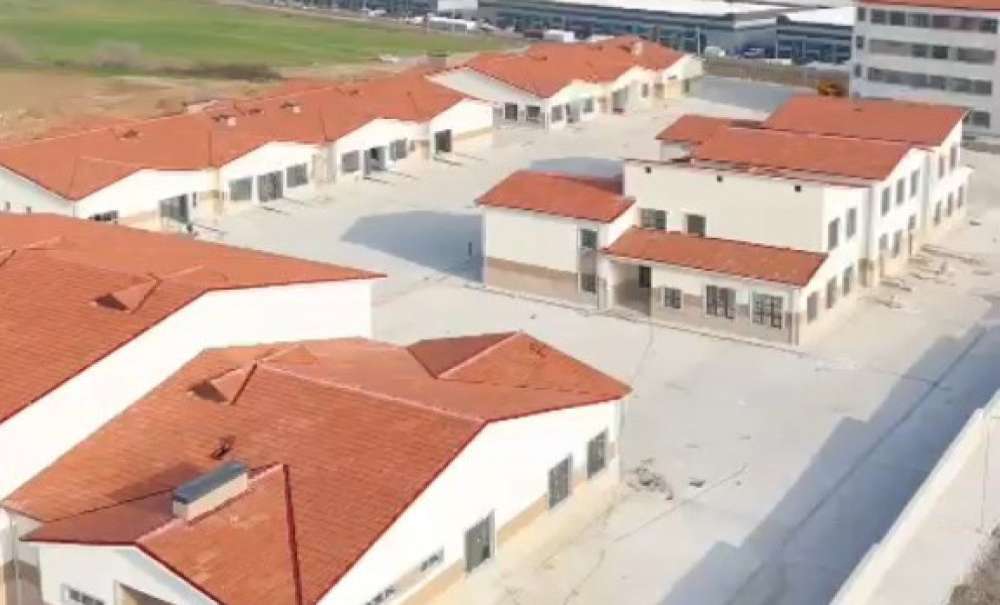 Ak Parti Yeni Yapılan Okullarla İlgili Açıklama Yaptı