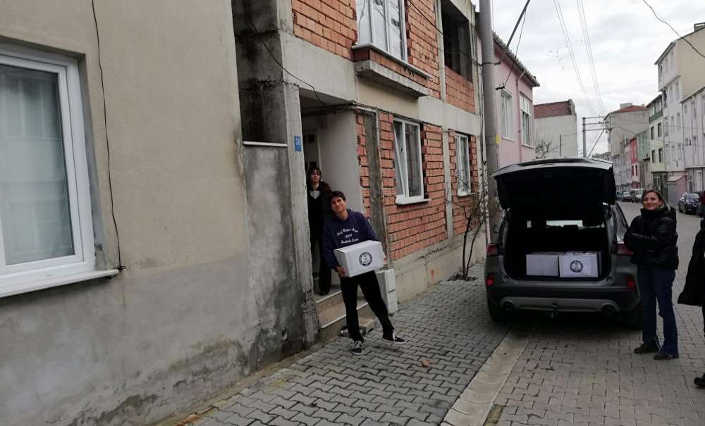 Arif Nihat Asya Anadolu Lisesi'nden Örnek Sosyal Sorumluluk Projesi
