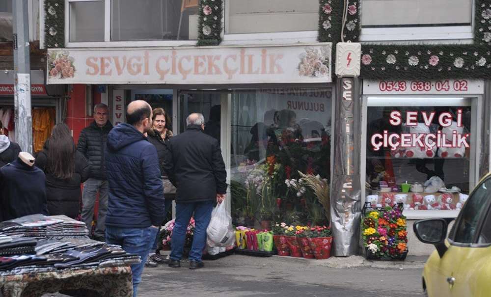 Çiçekçilerde 14 Şubat Yoğunluğu