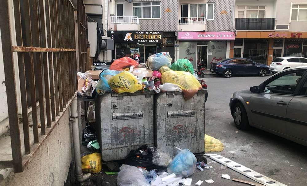 Çöp Kutularının Bu Hali Tepki Çekiyor