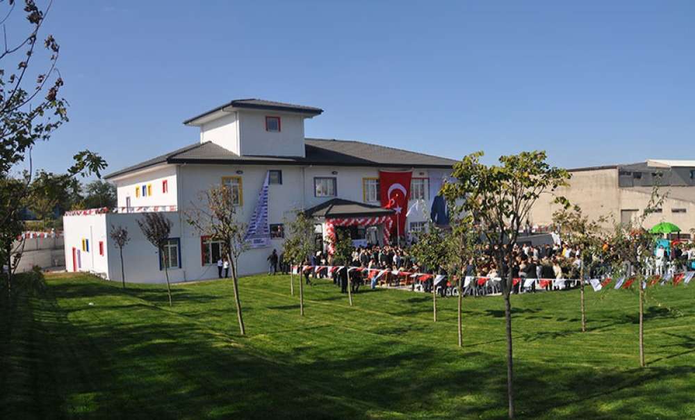 Emine Ali Yeter Eğitim Merkezi Açıldı