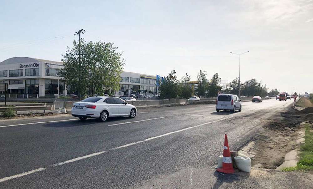 İstanbul Yolu Yeniden Trafiğe Açıldı