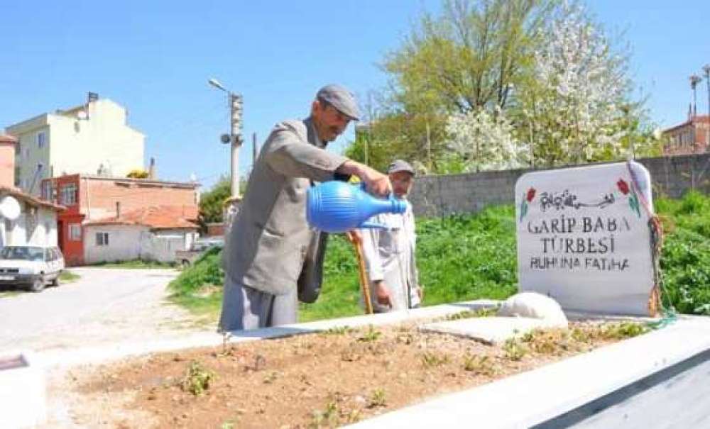 Ailece Türbe Nöbeti