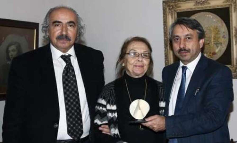 İlhan Koman'ın Eseri, Trakya Üniversitesine Bağışlandı