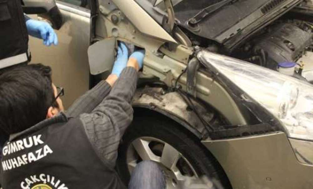 Gümrük Kapısında Uyuşturucu Ele Geçirildi