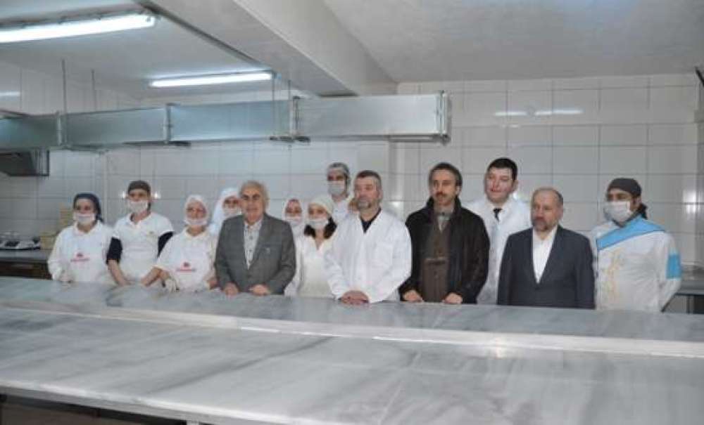 Vali Şahin'den Yarım Asırlık Ezme Ustasına Ziyaret