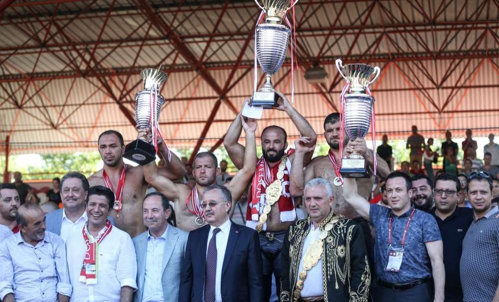 Kırkpınar'da Altın Kemer Orhan Okulu'nun