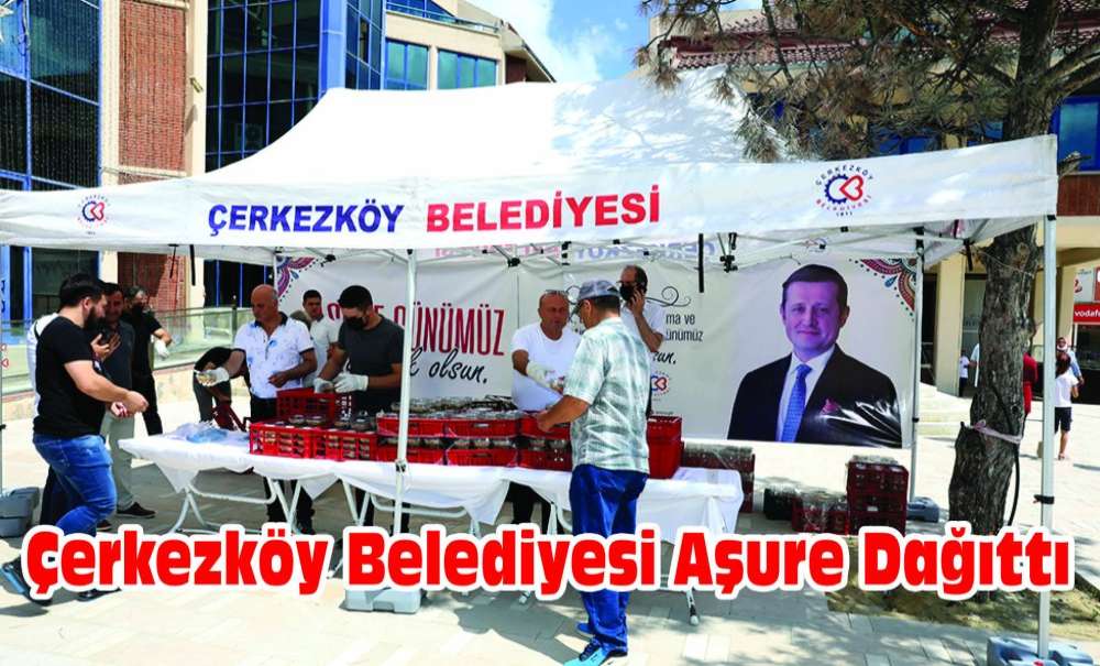 Çerkezköy Belediyesi Aşure Dağıttı