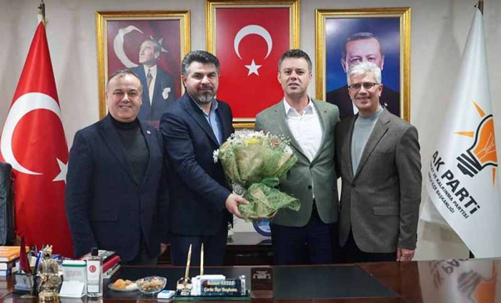 Ayağının Tozuyla İlçe Başkanlıklarını Ziyaret Etti